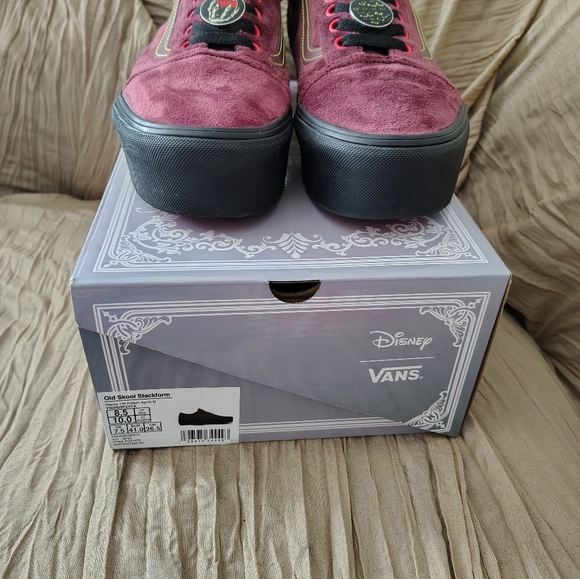 Vans x Disney Old Skool Stackform Poison Apple Like New Size 10 Women 8.5 Men - Picture 2 of 15